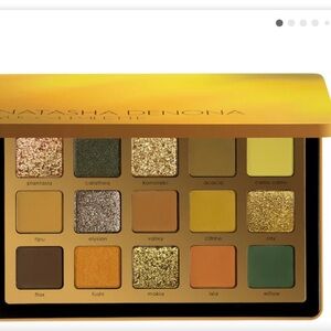 Natasha Denona Yucca Eyeshadow Palette